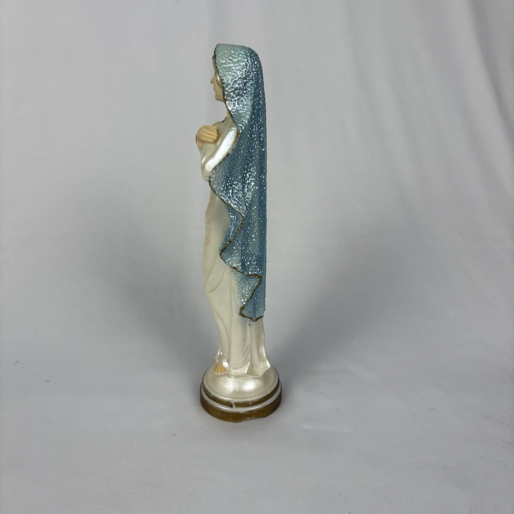 Vintage ARA Madonna Virgin Mary 8" Plastic Blue Veils Figurine Base Chipped - Picture 2 of 5